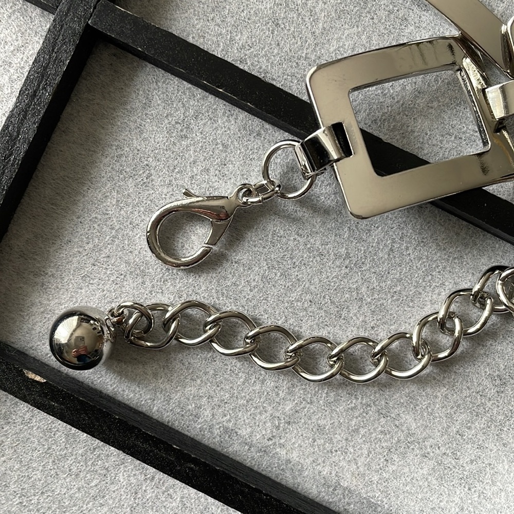 Silver Chain Belt - Picture 3 of 11